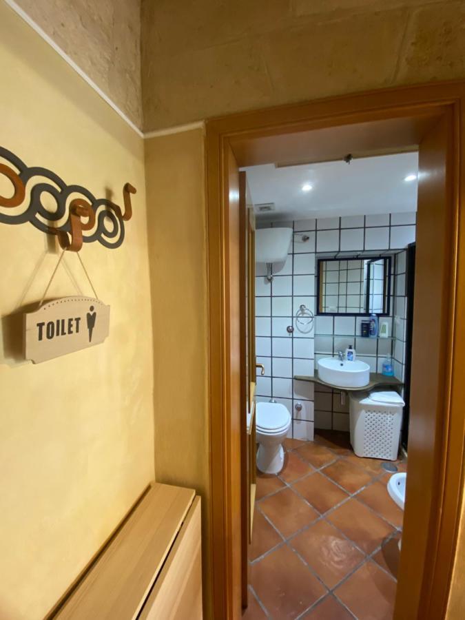 Dimora In Centro Bed & Breakfast Trani Luaran gambar